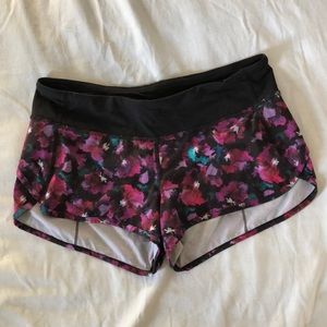 Lululemon Shorts Size 6